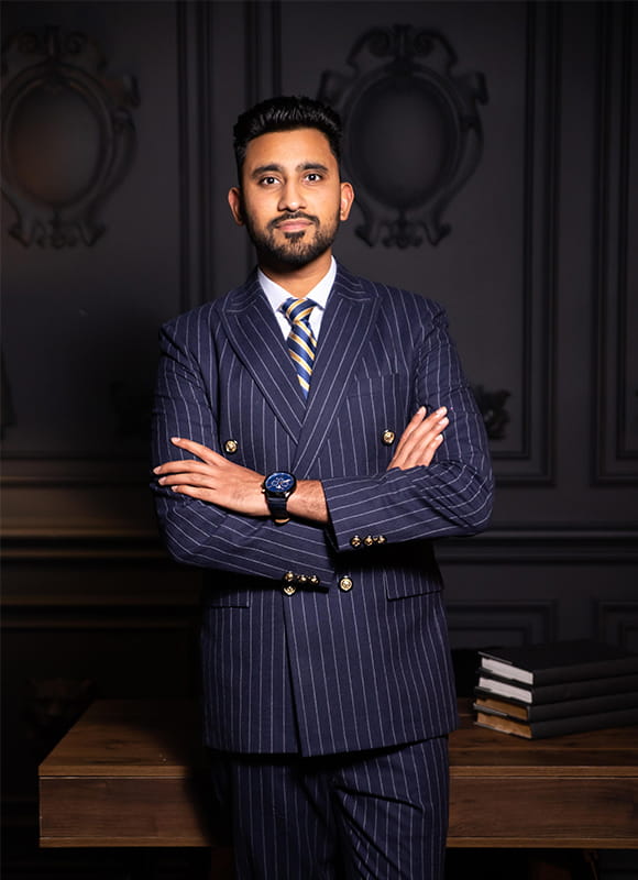 Ravinder Singh, Managing Director and Regulated Canadian Immigration Consultant